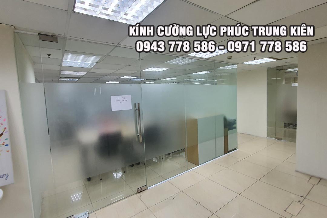 cac-loai-kinh-cu-duoc-thu-mua